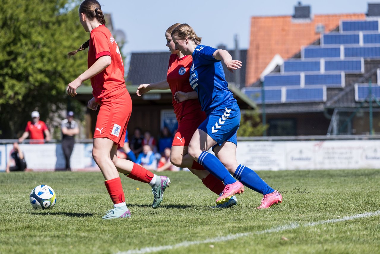 Bild 77 - F TSV Zarpen - Holstein Kiel II : Ergebnis: 2:6